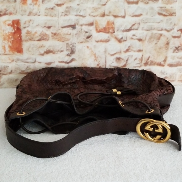Gucci Python Interlocking Icon Shoulder Bag - Picture 7 of 12